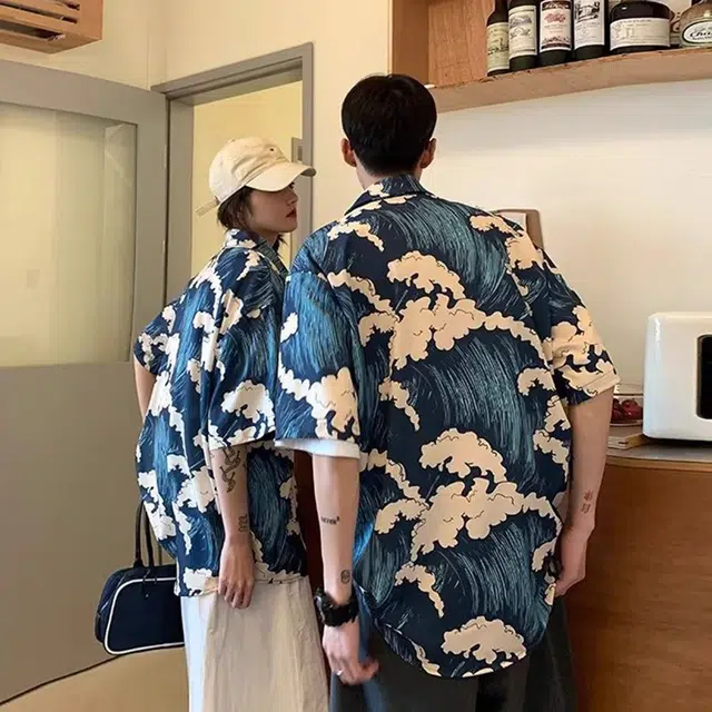 半空山 夏季凉爽透气宽松休闲沙滩半袖海浪满印夏威夷风落肩轻薄垂顺感高街旅游衬衫 男女同款