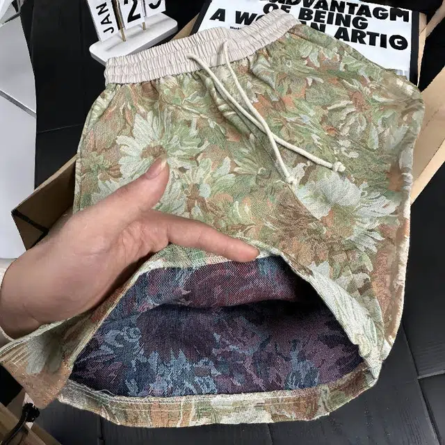 半空山 半空山美式复古高街重工刺绣夏威夷花卉满印显白冰丝时尚百搭潮流休闲短裤 男女同款