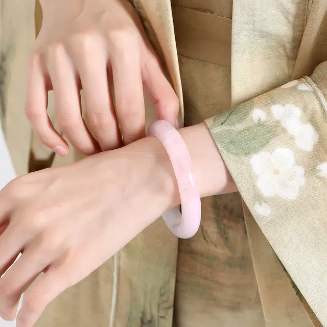 兰慕茵诺 一步一响古风国潮汉服旗袍 樱花粉#好运 水晶 手镯 女款