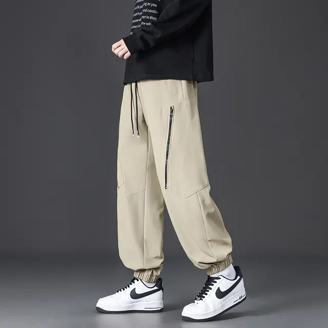 Q ZHIHE