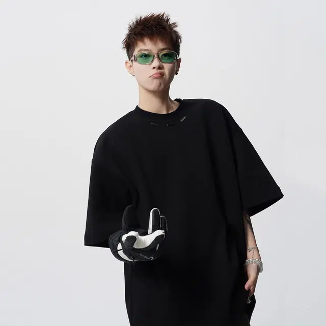 QOTRIOCK T
