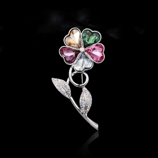 兰盈 花朵水晶轻奢小众 环保合金 胸针 男女同款情侣款