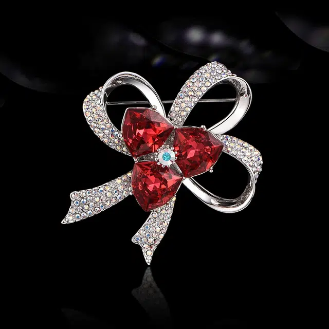 兰盈 轻奢小众 奥地利水晶 胸针 女款