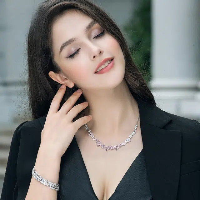 兰盈 花朵锁骨链原创设计轻奢小众 人造水晶 项链 女款