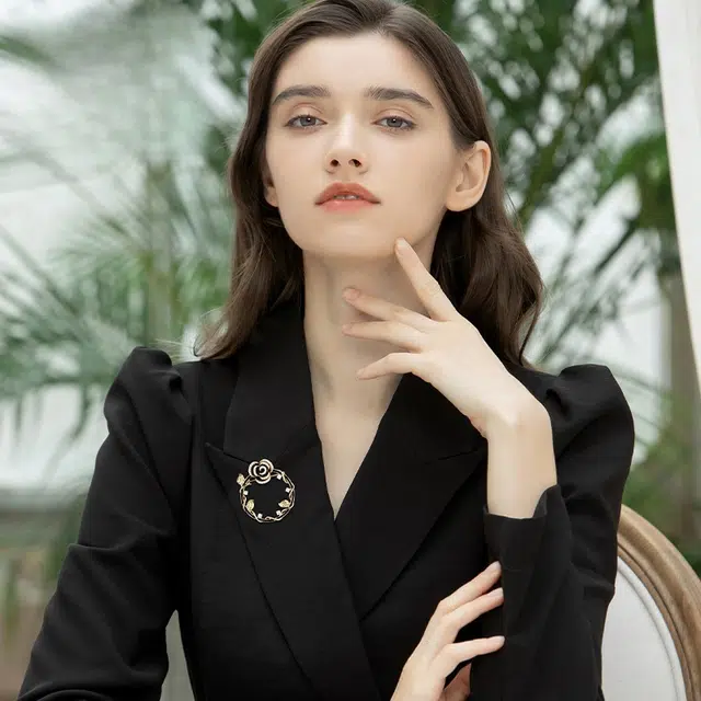 兰盈 玫瑰花 环保合金 胸针 女款