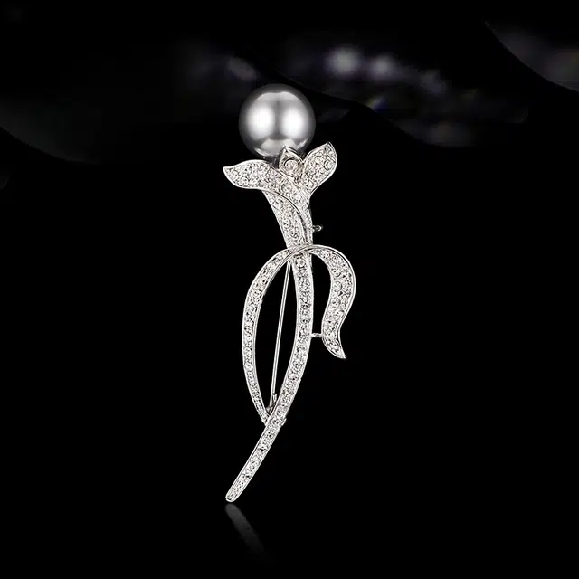 兰盈 郁金香水晶#好运 轻奢小众 胸针 男女同款情侣款