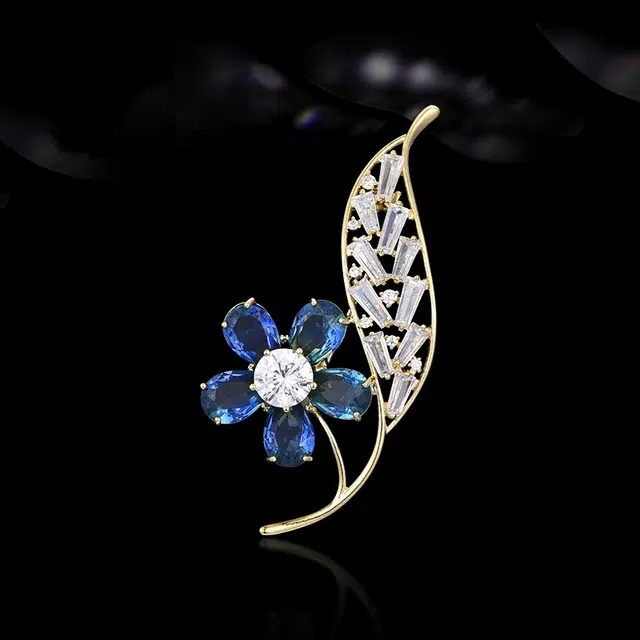 兰盈 轻奢小众花朵 合金 胸针 女款