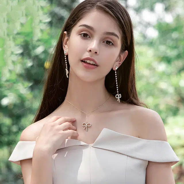 兰盈 蝴蝶结轻奢小众原创设计时尚 合金 项链 女款