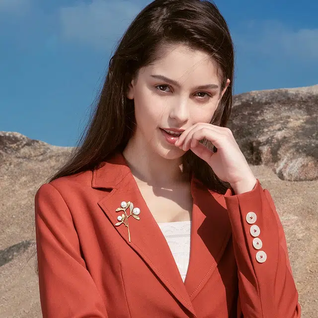 兰盈 轻奢小众设 环保合金 胸针 女款