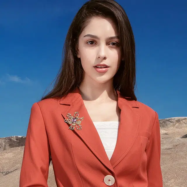 兰盈 姜花轻奢小众 环保合金 胸针 女款