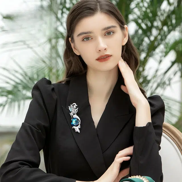 兰盈 美人鱼水晶 胸针 女款