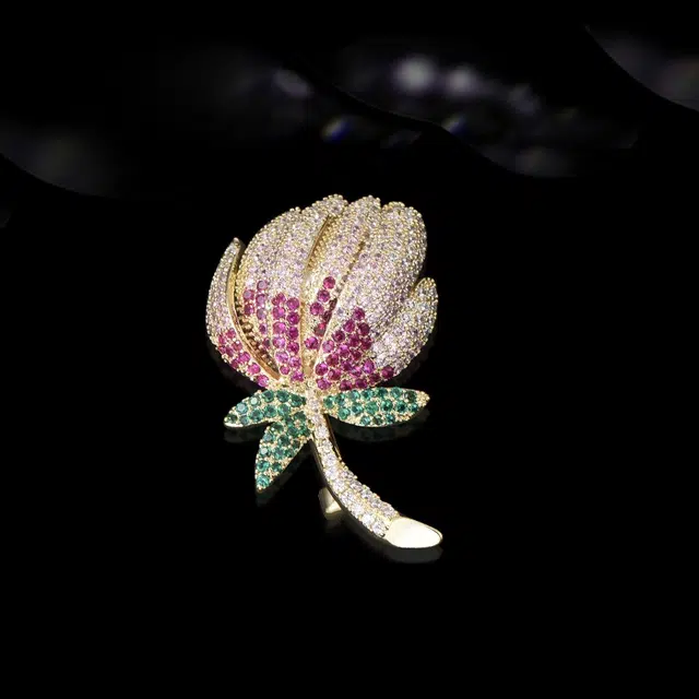 兰盈 白兰花轻奢小众胸花原创设计 奥地利水晶 胸针 女款
