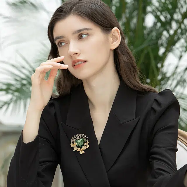 兰盈 心形水晶 合金 胸针 女款