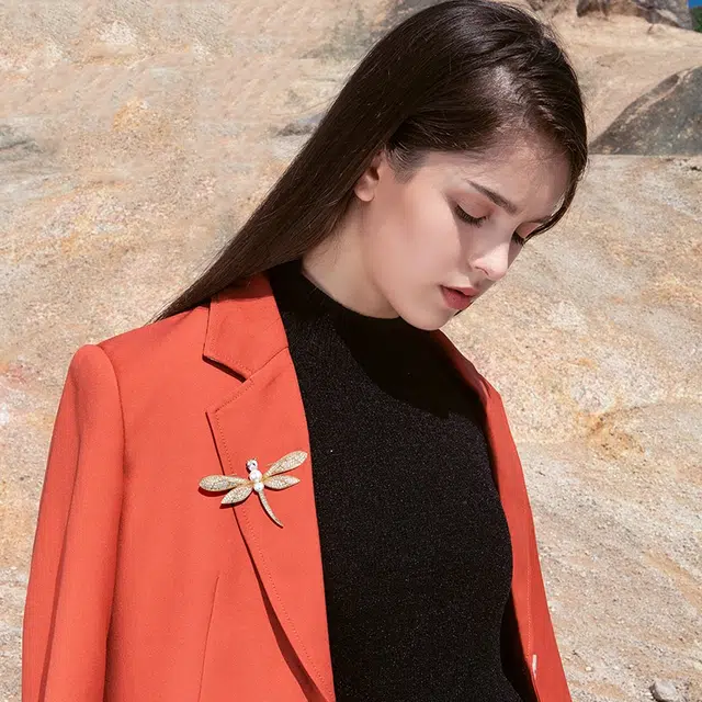 兰盈 蜻蜓水晶 轻奢小众 环保合金 胸针 男女同款情侣款