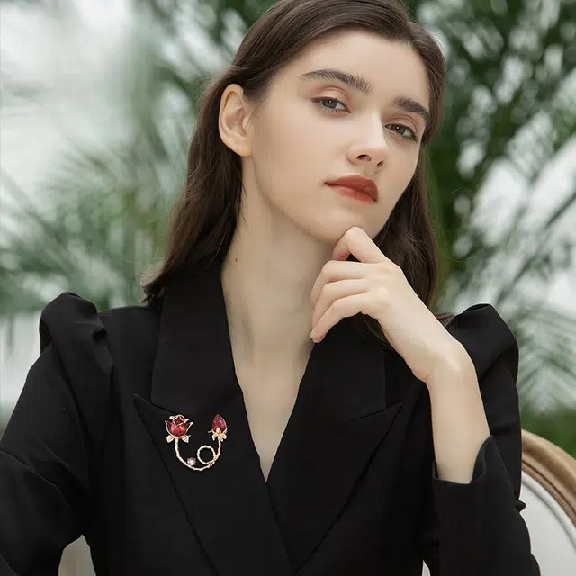 兰盈 玫瑰花 轻奢小众 优雅 合金 胸针 女款