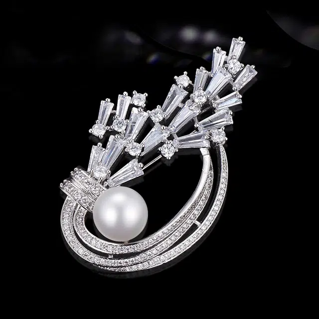 兰盈 原创设计轻奢小众 人造水晶 胸针 女款