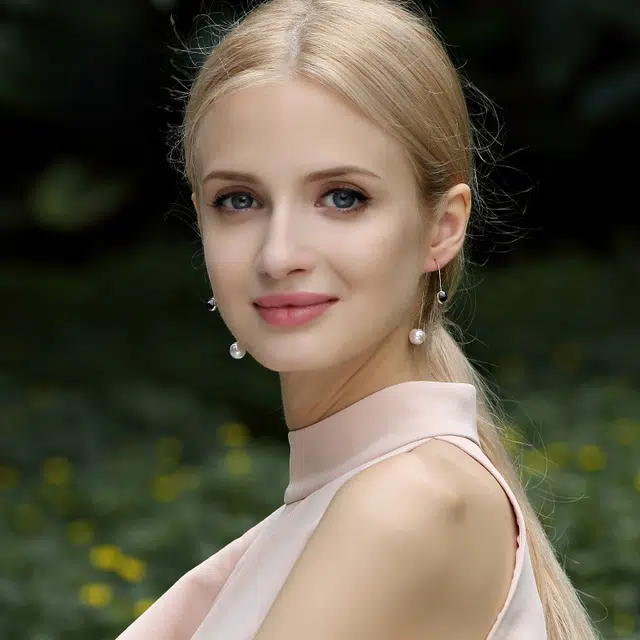 兰盈 圆钻轻奢小众耳饰品#好运 奥地利水晶 耳环 女款