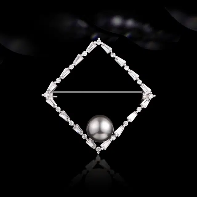 兰盈 精致轻奢小众 原创设计 合金 胸针 女款