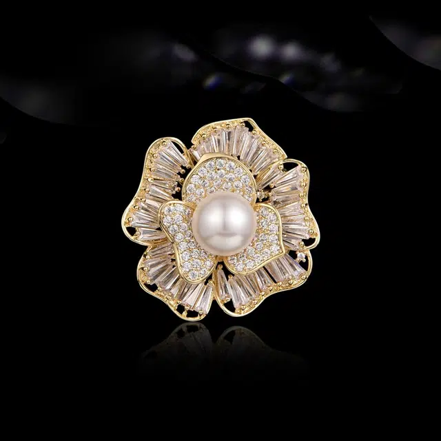 兰盈 山茶花人造水晶原创设计 轻奢小众胸花 合金 胸针 女款