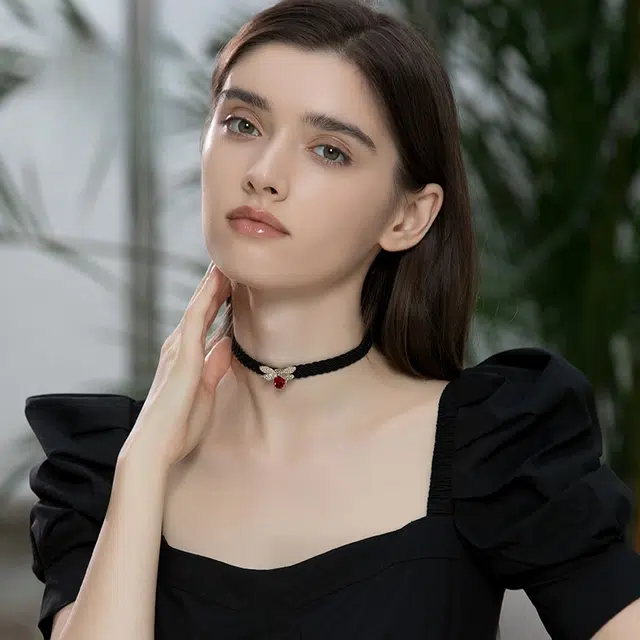 兰盈 奥地利水晶锁骨链轻奢小众#好运 合金 项链 女款