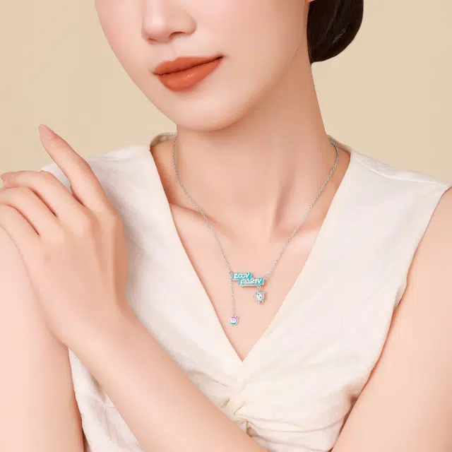 S925