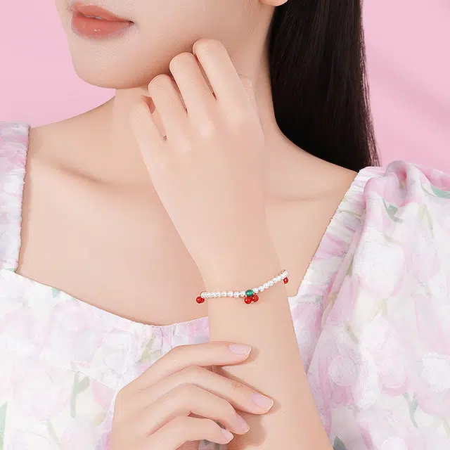 潮宏基 趣玩 樱桃甜美亲子 足银 闺蜜浪漫女友恋爱告白生日周年纪念礼 玛瑙 手串 女款