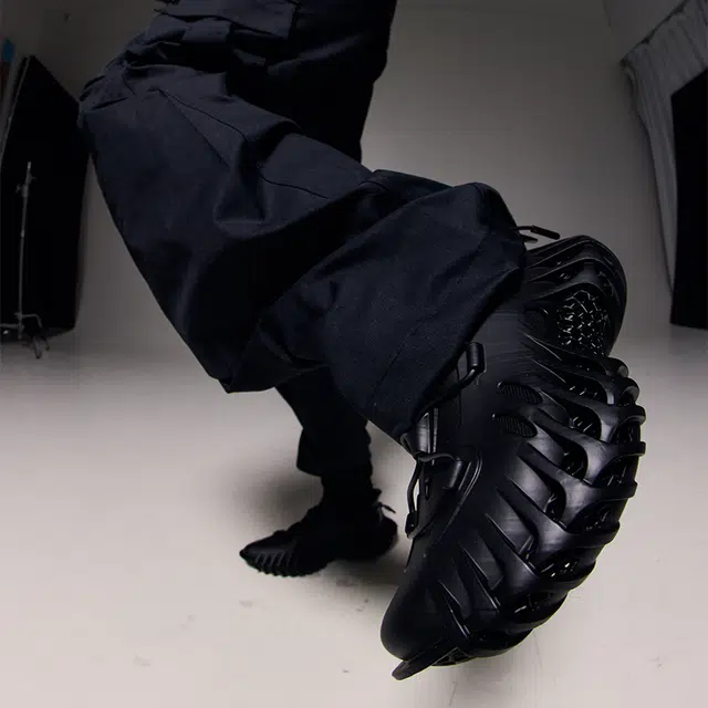 2AM TECHNOLOGY PU 4D