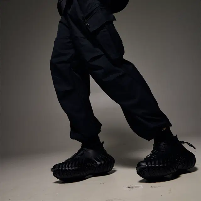 2AM TECHNOLOGY PU 4D