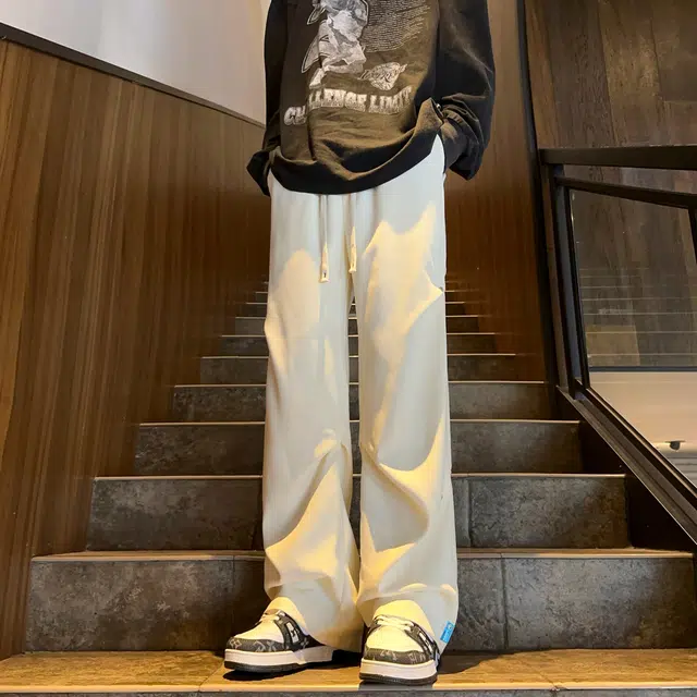 曼城 美式高街学院风桃皮绒褶皱铆钉设计拖地裤宽松百搭直筒潮流休闲裤 男女同款