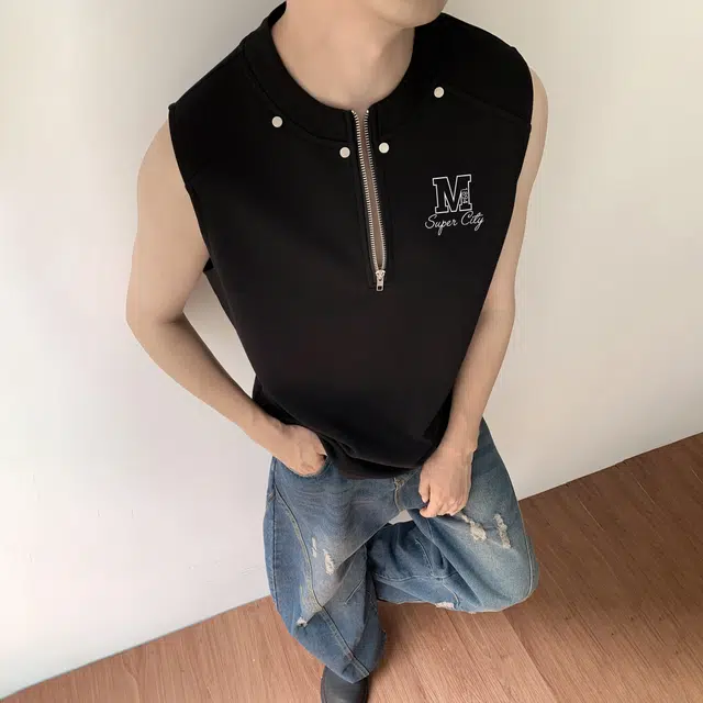曼城 美式高街潮牌坎肩简约时尚舒适透气无袖背心 男女同款