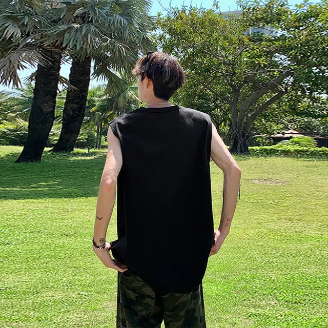 曼城 基础款美式复古透气学院风字母印花多巴胺色系搭配百搭时尚户外运动休闲圆领纯棉无袖背心 男女同款