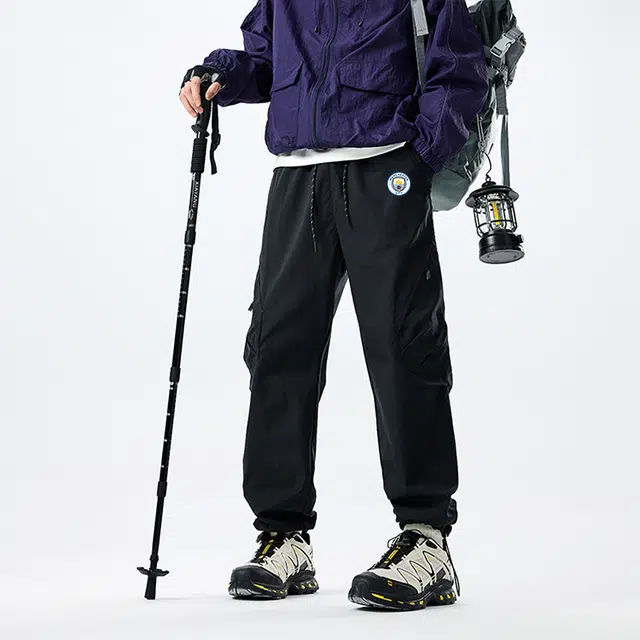 曼城 美式设计基础款纯色褶皱宽松工装裤 男女同款