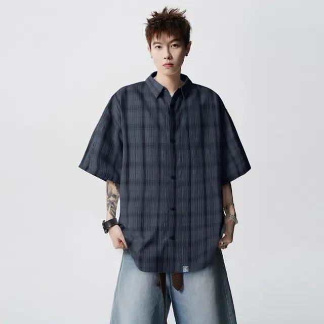 曼城 复古格子时尚简约高级宽松休闲柔软舒适透气无性别主义短袖衬衫 男女同款