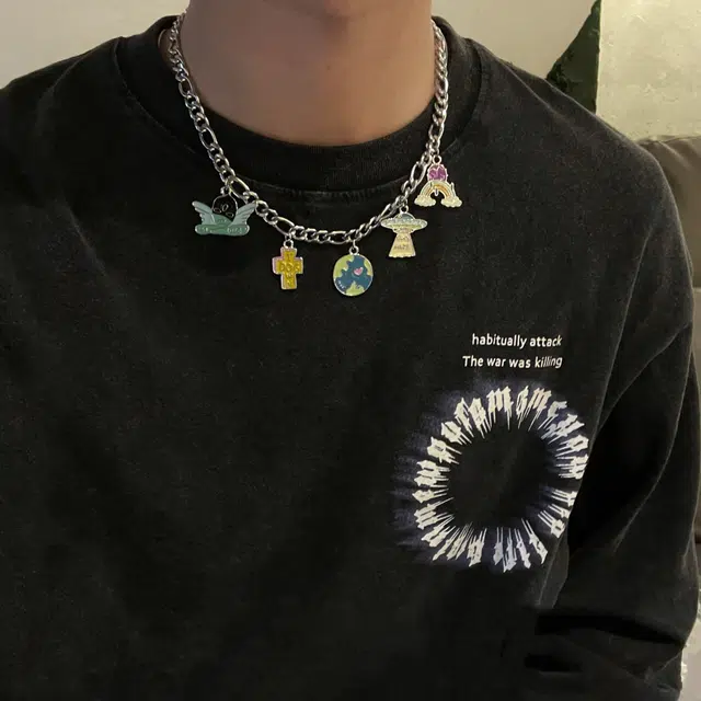 KING OF BLING Alien Planet Necklace