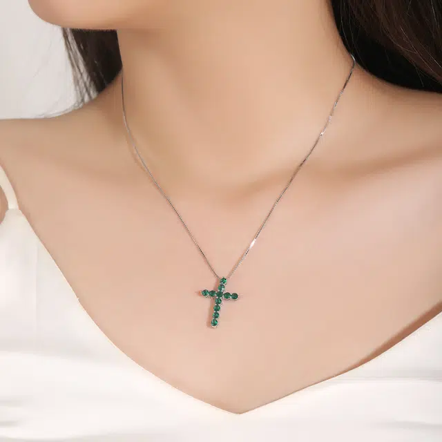 KING OF BLING Cross Necklace
