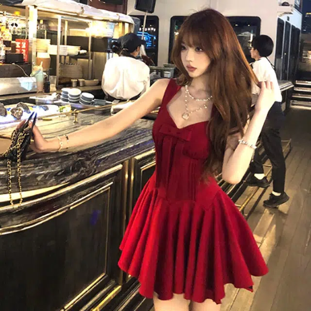 玉儿恋 法式玫瑰纯色千金感蝴蝶结收千金感高级潮流精致公主风绝美收腰腰纯欲公主裙吊带连衣裙 女款
