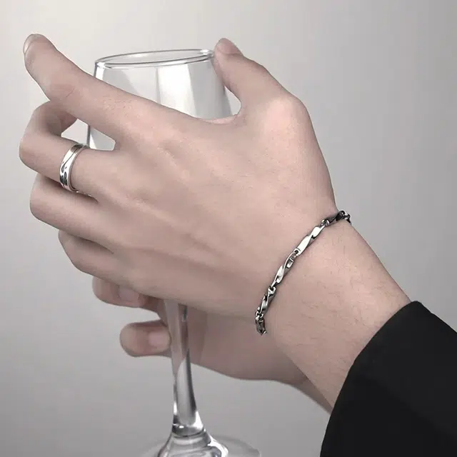 Clancy Titanium Steel Necklace