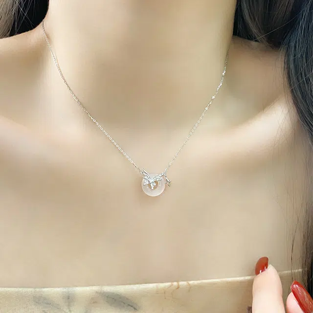 925 ins
