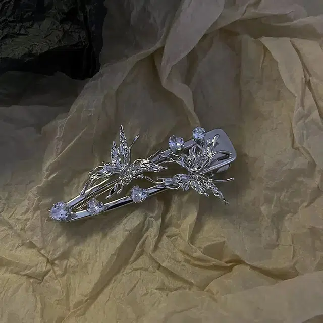 克兰茜 小众金属液态冷淡风设计 蝴蝶造型 精致轻奢小众高级感 合金 发夹 女款 银色