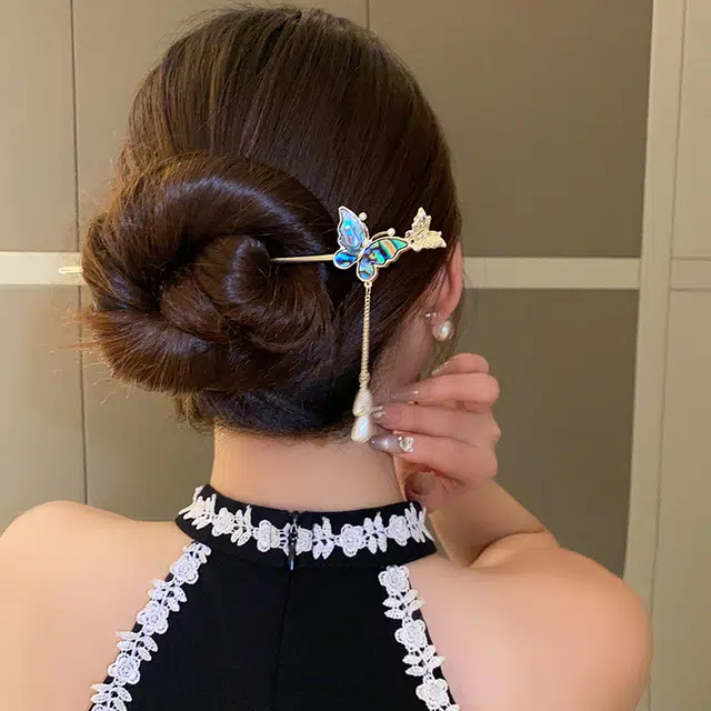 克兰茜 幻彩蝴蝶新中式轻奢小众优雅气质高级感 甜美温柔冷淡风清冷感国风 日常通勤 合金 发簪 女款 金色