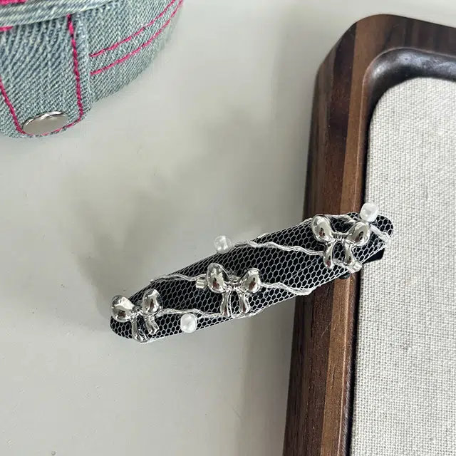克兰茜 星梦衾枕 小众精致简约高级感设计 时尚大气轻奢百搭 个性气质温柔冷清感 发夹 女款 黑色