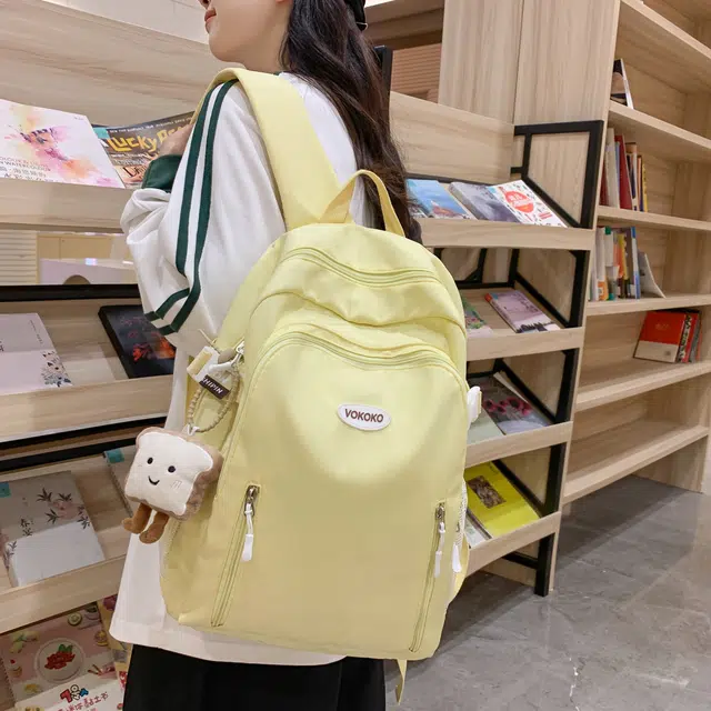 草丛喵喵喵 高颜值简约百搭潮流街头 尼龙 双肩包 女款 多色
