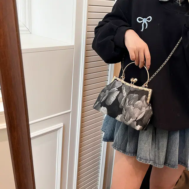 草丛喵喵喵 中国风旗袍百搭不布艺汉服 布料 单肩手提包 女款 银色/金色