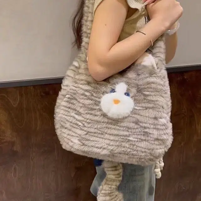 草丛喵喵喵 可爱女生秋冬大容量时尚毛绒甜美萌宠猫猫包日常休闲通勤个性设计 毛呢 单肩斜挎包 常规 女款 银渐层/加菲猫