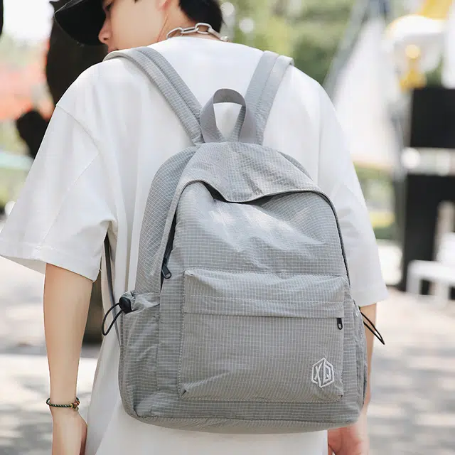 草丛喵喵喵 高颜值百搭潮流街头 尼龙 双肩包 男女同款情侣款 多色