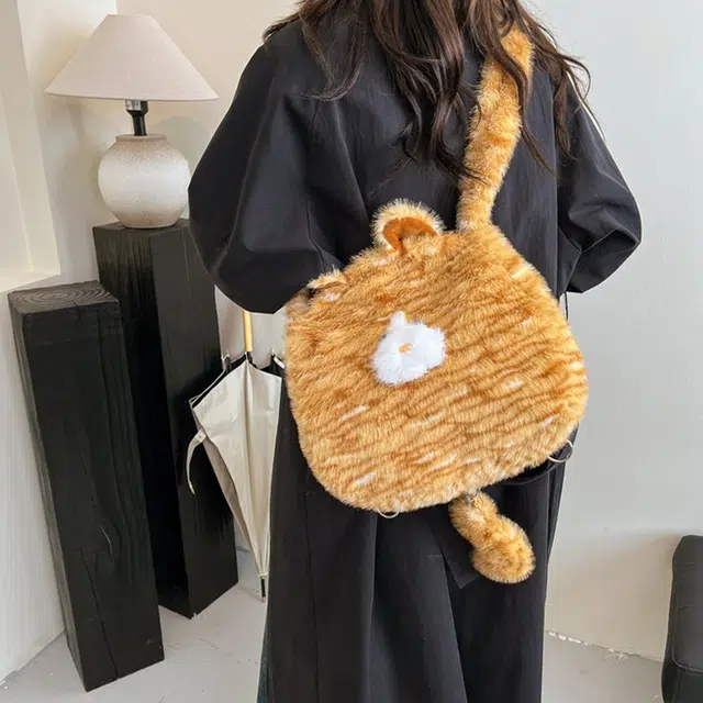 草丛喵喵喵 可爱女生秋冬大容量时尚毛绒甜美萌宠猫猫包日常休闲通勤个性设计 毛呢 单肩斜挎包 常规 女款 银渐层/加菲猫