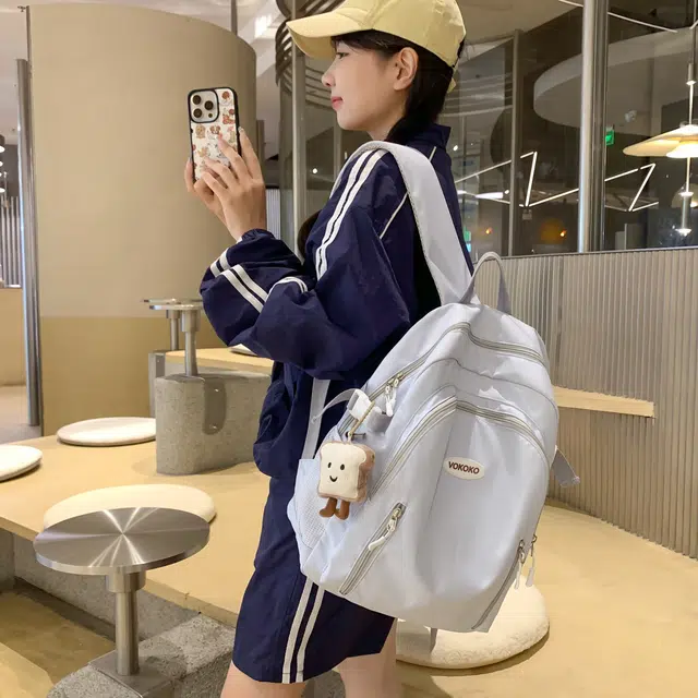 草丛喵喵喵 高颜值简约百搭潮流街头 尼龙 双肩包 女款 多色