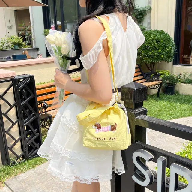 草丛喵喵喵 百搭可爱通勤 尼龙 单肩手提包 常规 女款 圆点黑色/藏蓝色/米白色/灰色/黑色/红色/黄色/蓝色