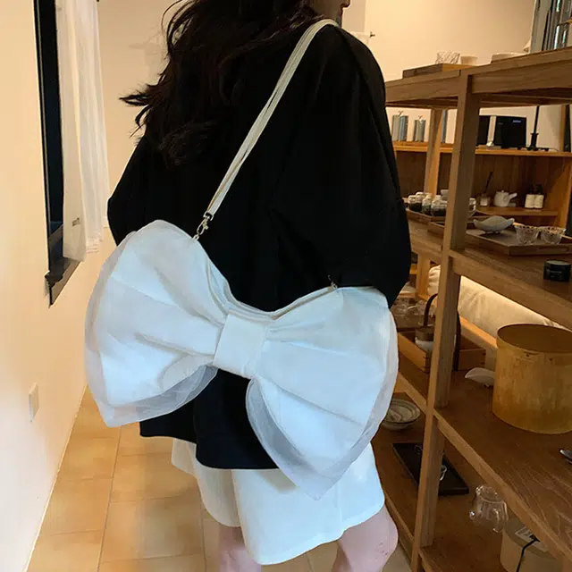 草丛喵喵喵 洋气蝴蝶结小众个性设计 时尚高级质感 甜美少女风可爱 帆布 帆布包单肩斜挎包 女款 常规 白色/黑色/绿色