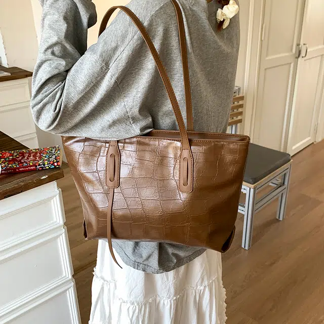 PU Tote